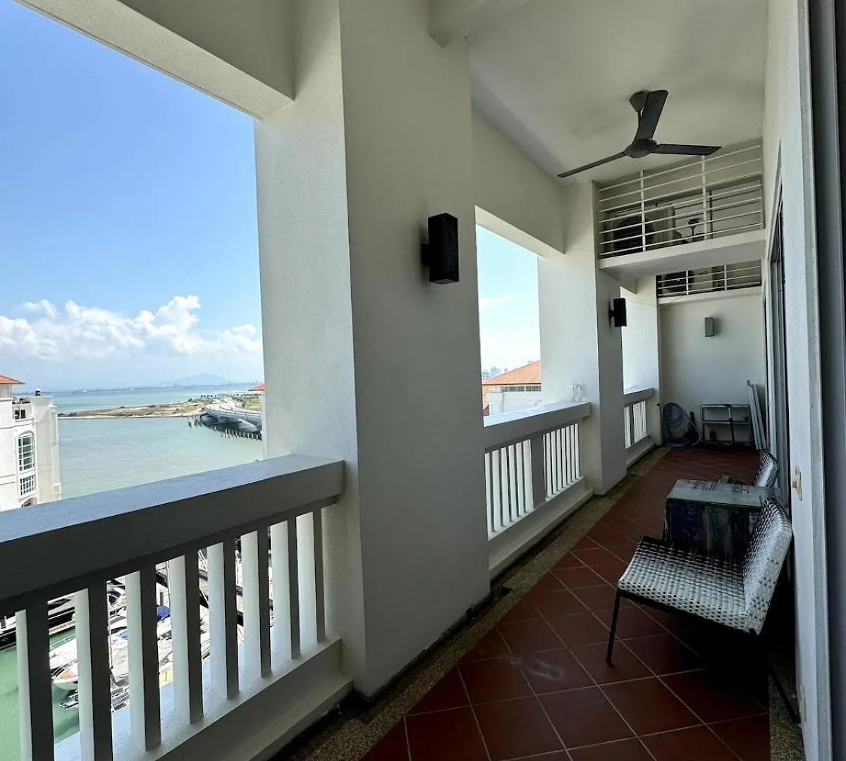 Marina Suite With Seafront Sunrise View George Town 0*,
